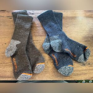 Men's Wool Crew Socks - Brown & Navy